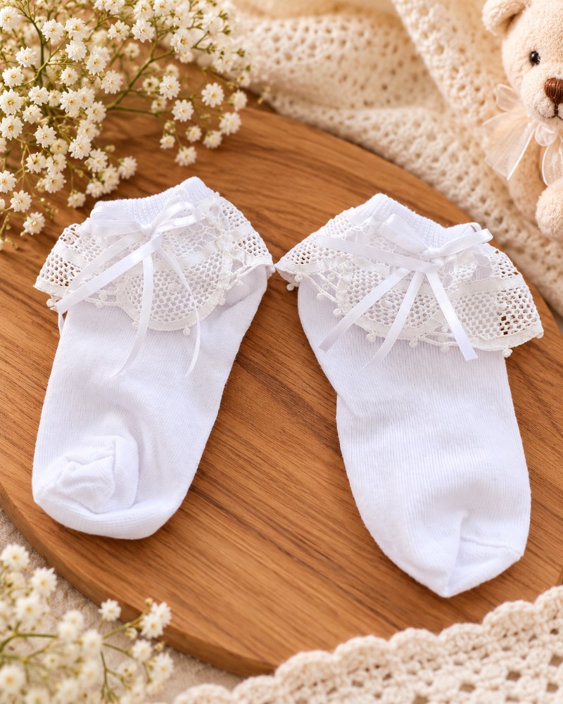 Meia Infantil Branca com Babado de Renda Renascença – Festa e Batizado