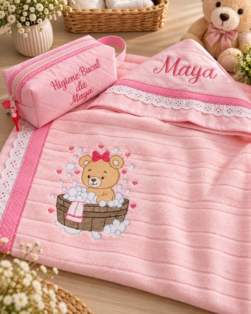 Kit Higiene Bucal e Toalha de Banho com Capuz Personalizados para Bebê